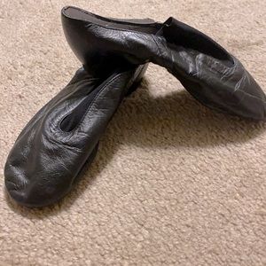 Dance/jazz shoes